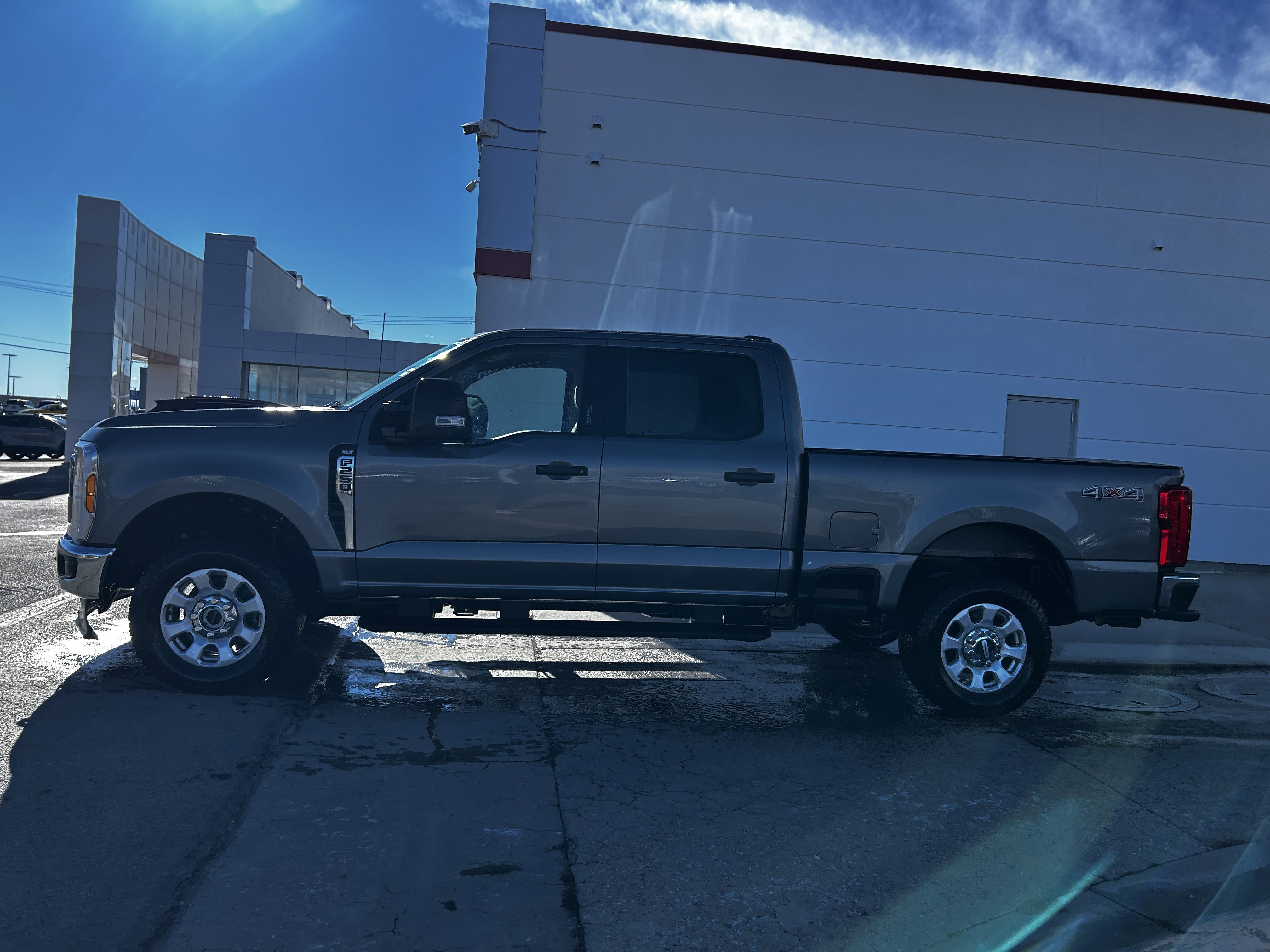 Certified 2024 Ford F250 XLT image 3