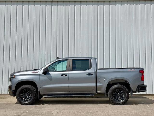 Used 2022 Chevrolet Silverado 1500 LT Trail Boss w/ LPO, Dark Essentials Package image 6