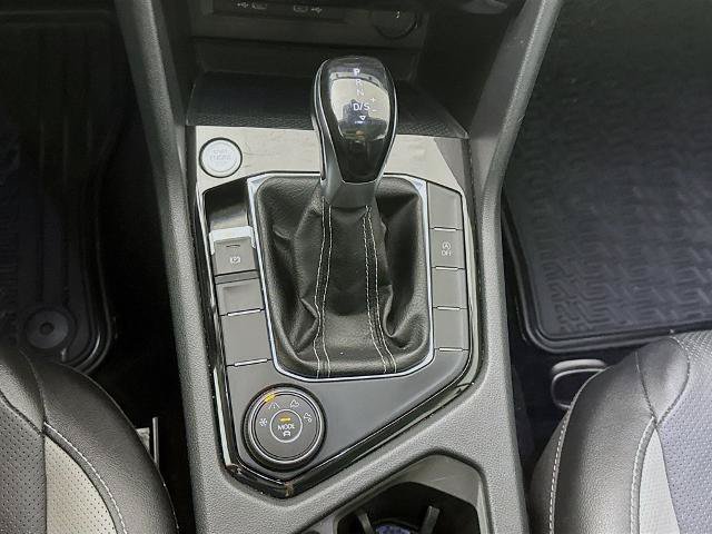 Used 2023 Volkswagen Taos SEL AWD/4WD image 19