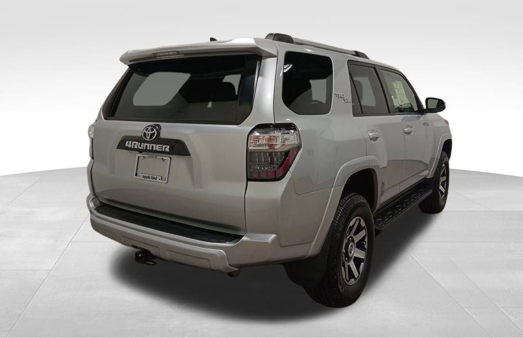 Used 2018 Toyota 4Runner TRD Off-Road Premium image 4