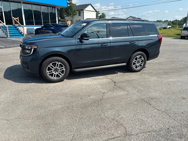 Certified 2025 Ford Expedition Active RWD image 16
