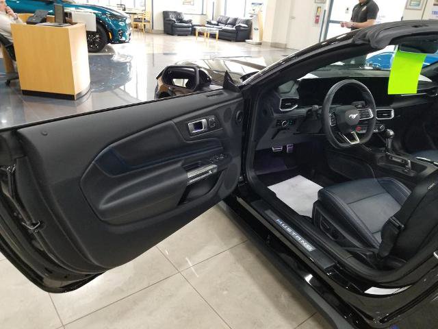 Certified 2025 Ford Mustang GT Premium w/ GT Performance Package image 5