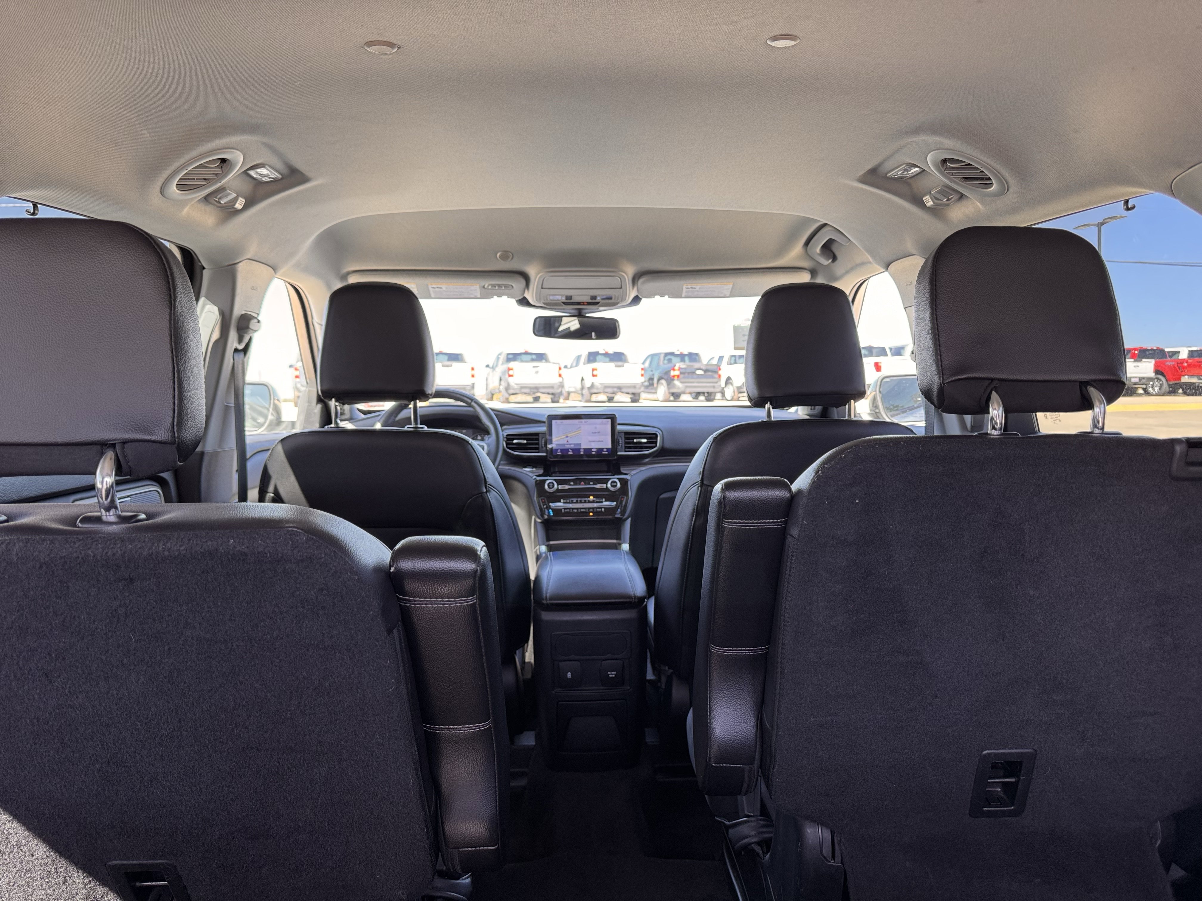 Certified 2022 Ford Explorer Limited w/ Equipment Group 301A image 38