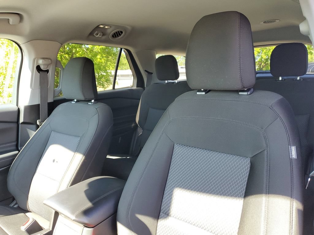 Certified 2024 Ford Explorer XLT AWD/4WD image 13