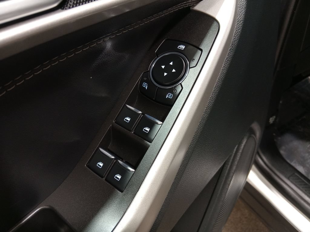 Certified 2023 Ford Explorer XLT AWD/4WD image 19