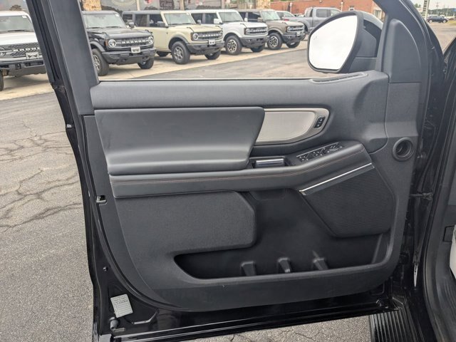 Certified 2025 Ford Expedition Max Active AWD/4WD image 12