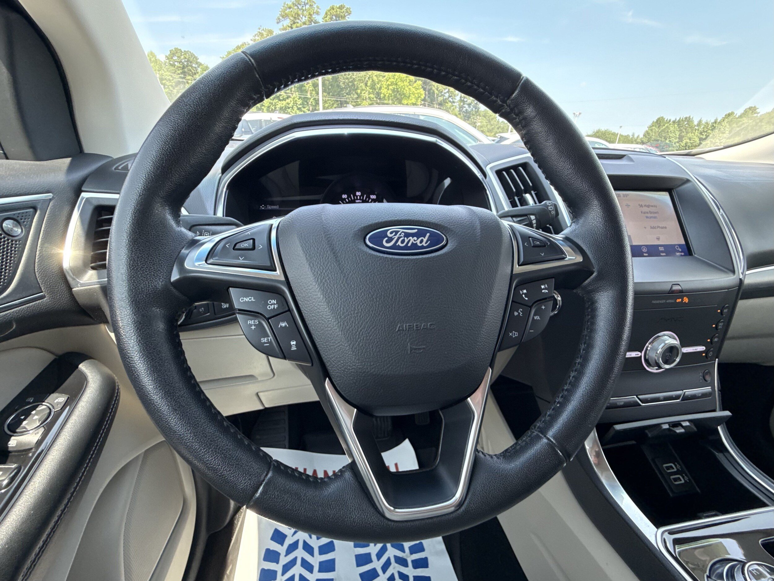 Certified 2020 Ford Edge Titanium FWD image 14