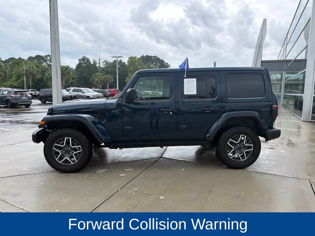 Used 2025 Jeep Wrangler Unlimited Sahara AWD/4WD image 5