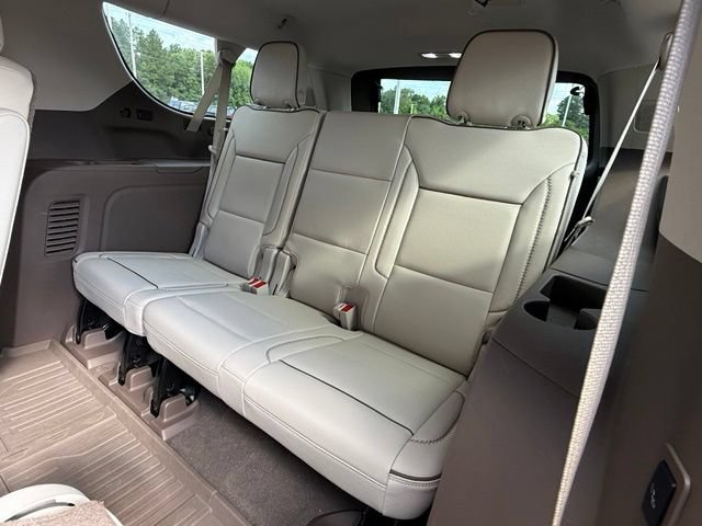 Used 2021 GMC Yukon XL Denali w/ Denali Premium Package RWD image 17