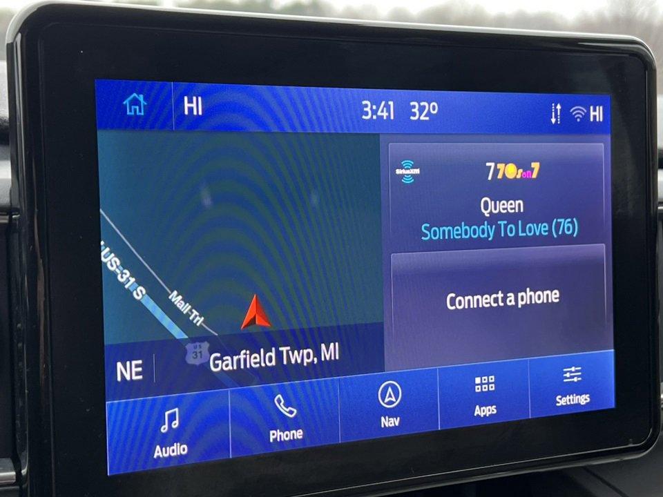 Certified 2022 Ford Explorer XLT w/ Equipment Group 202A image 29