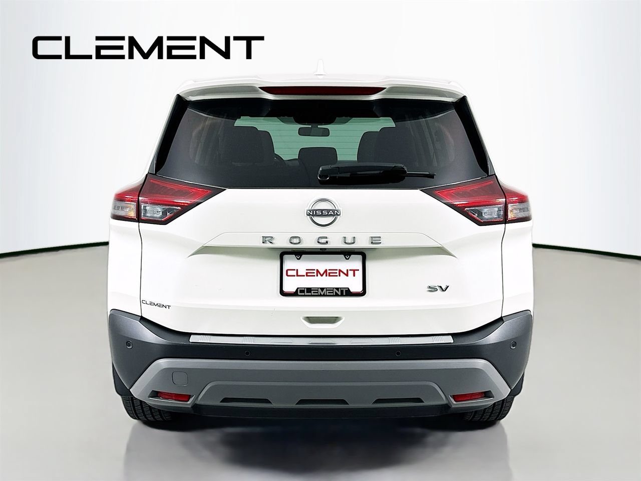 Used 2023 Nissan Rogue SV FWD image 8