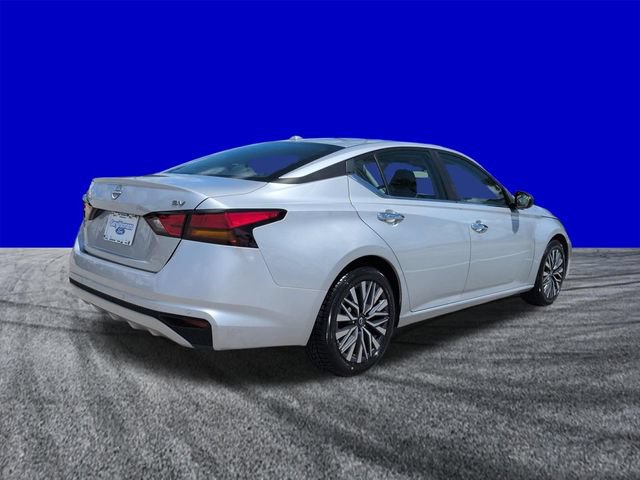 Used 2024 Nissan Altima 2.5 SV FWD image 4