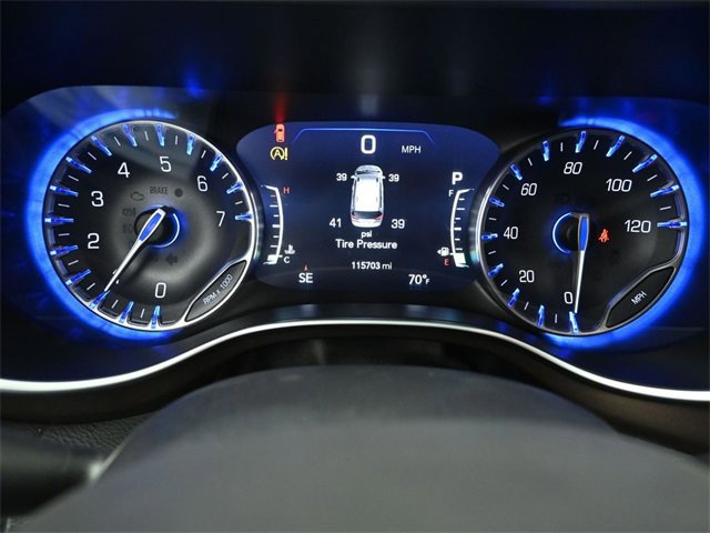 Used 2017 Chrysler Pacifica Touring-L Plus image 29