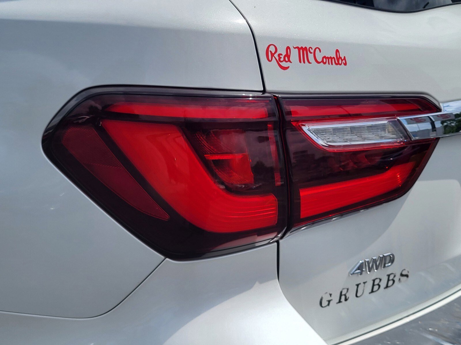 Used 2021 INFINITI QX80 Sensory w/ Cargo Package image 10