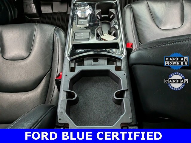 Certified 2020 Ford Edge Titanium image 32