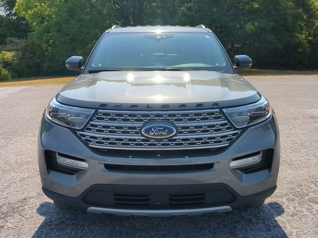 Certified 2022 Ford Explorer Limited w/ Equipment Group 301A RWD image 7