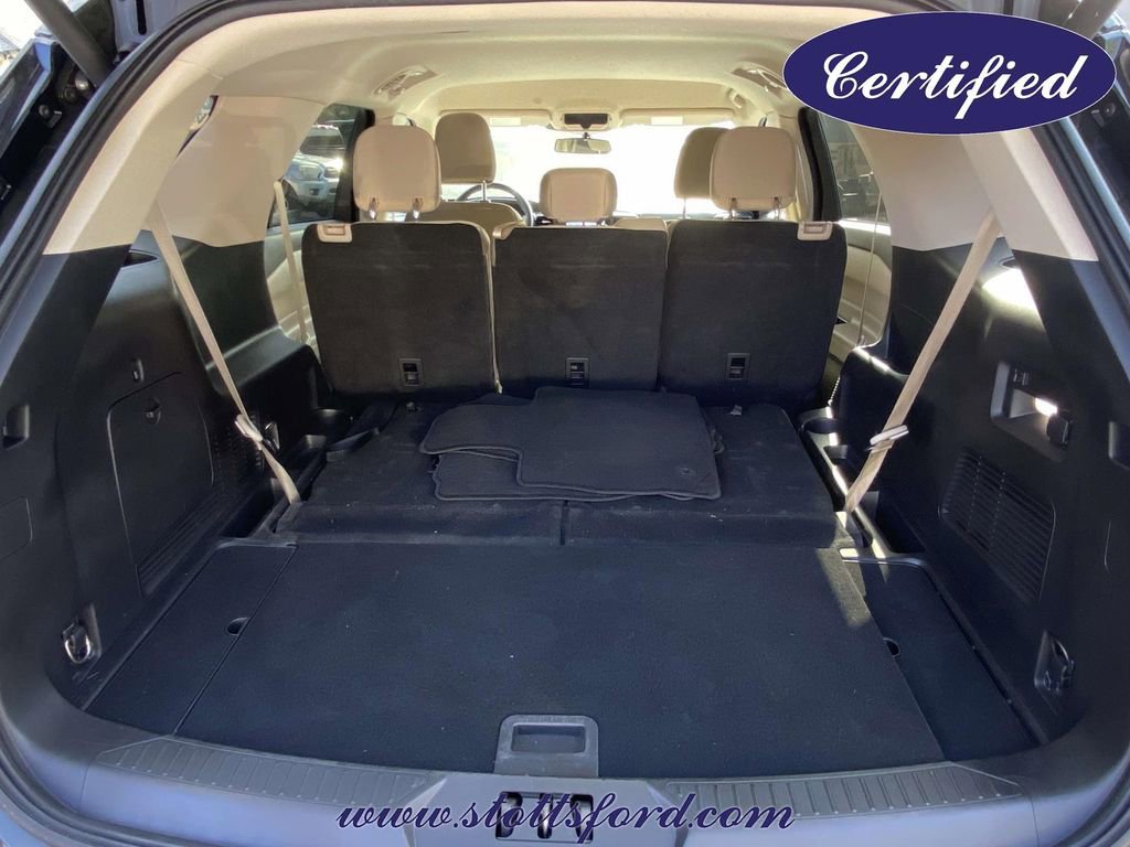 Certified 2022 Ford Explorer XLT RWD image 8