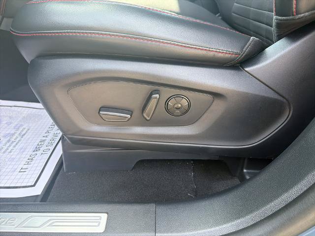 Certified 2025 Ford Explorer ST-Line w/ Premium Package RWD image 18