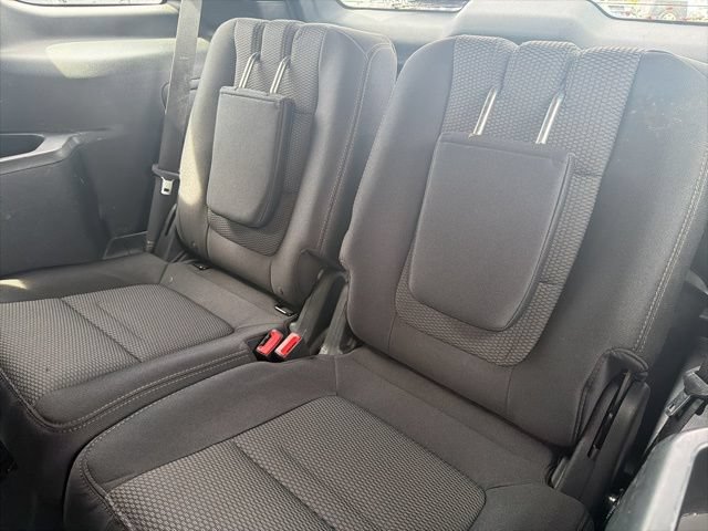Certified 2018 Ford Explorer XLT AWD/4WD image 17