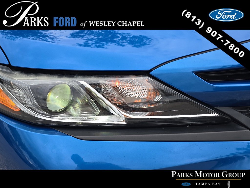 Used 2019 Toyota Camry L image 6