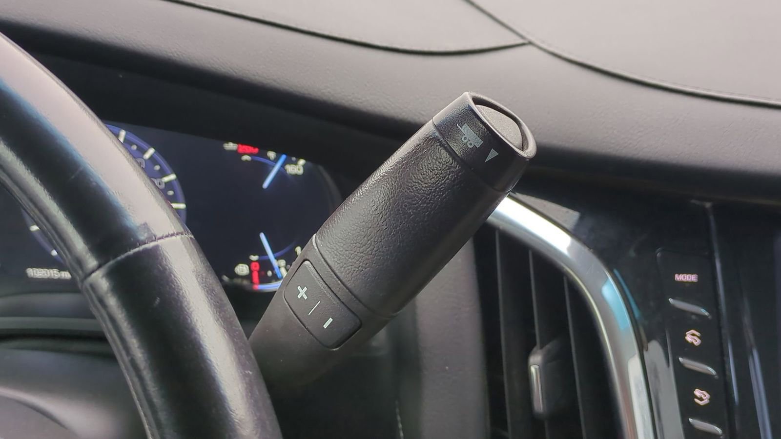 Used 2020 Cadillac Escalade Luxury image 39