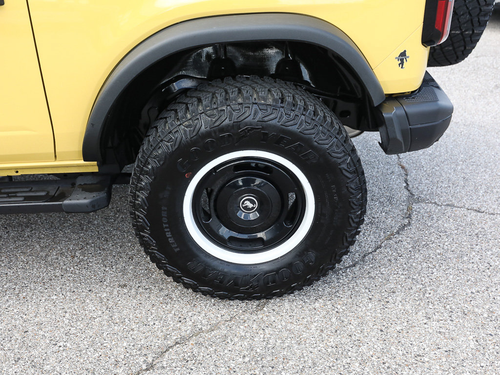 Certified 2024 Ford Bronco Heritage Edition AWD/4WD image 4