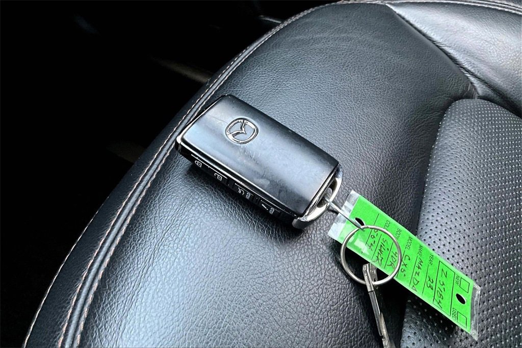 Used 2023 MAZDA CX-5 AWD 2.5 S w/ Premium Package image 12