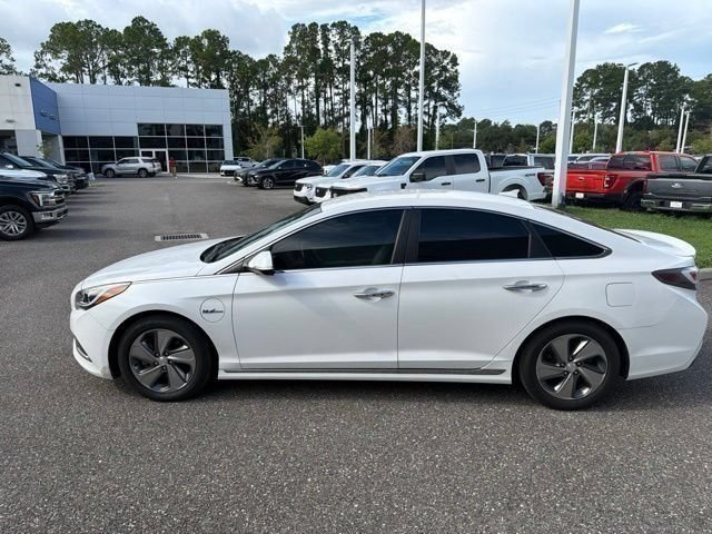 Used 2017 Hyundai Sonata Limited FWD image 9