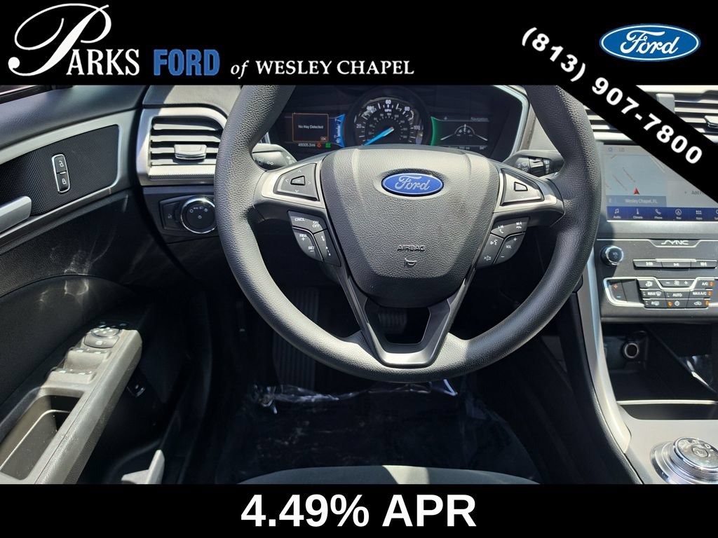Certified 2020 Ford Fusion SE FWD image 12