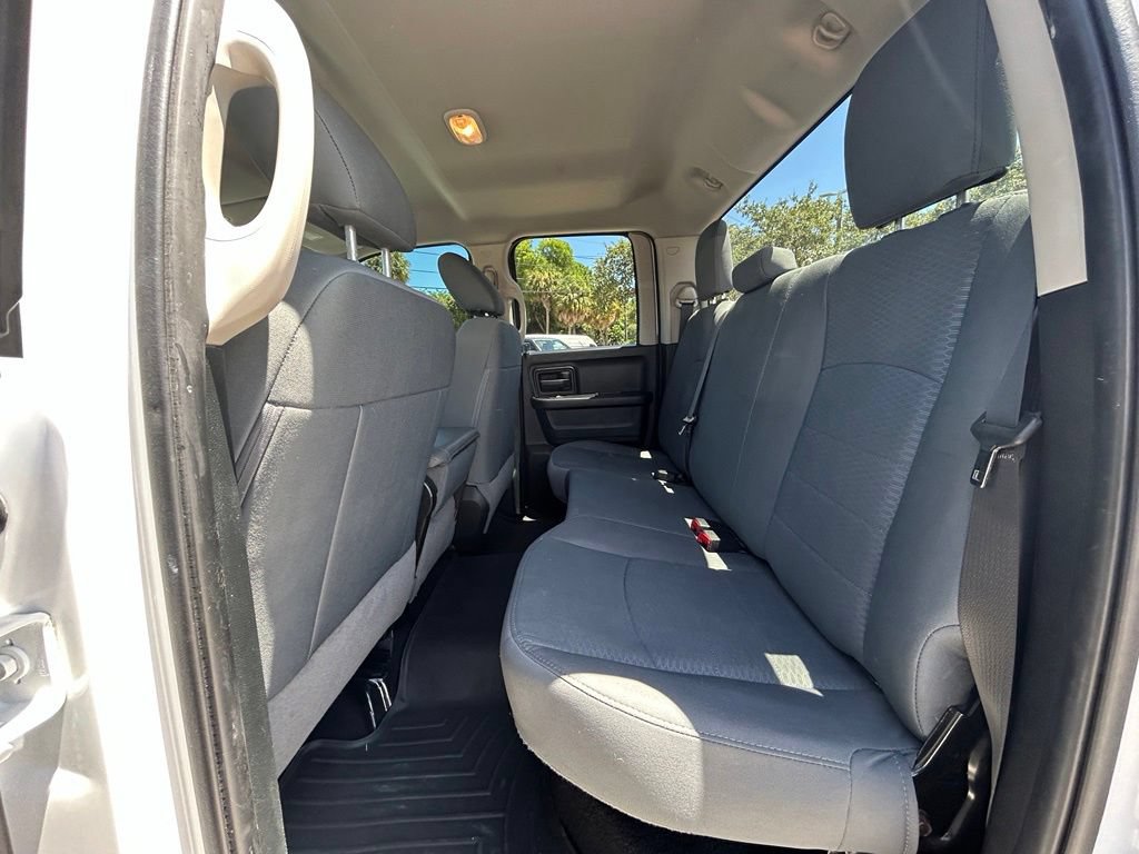 Used 2018 RAM 1500 ST w/ SXT Appearance Group AWD/4WD image 33