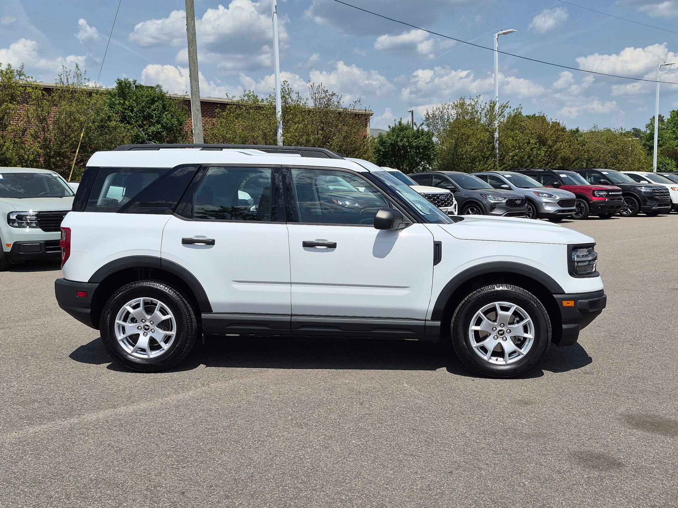 Certified 2021 Ford Bronco Sport AWD/4WD image 3