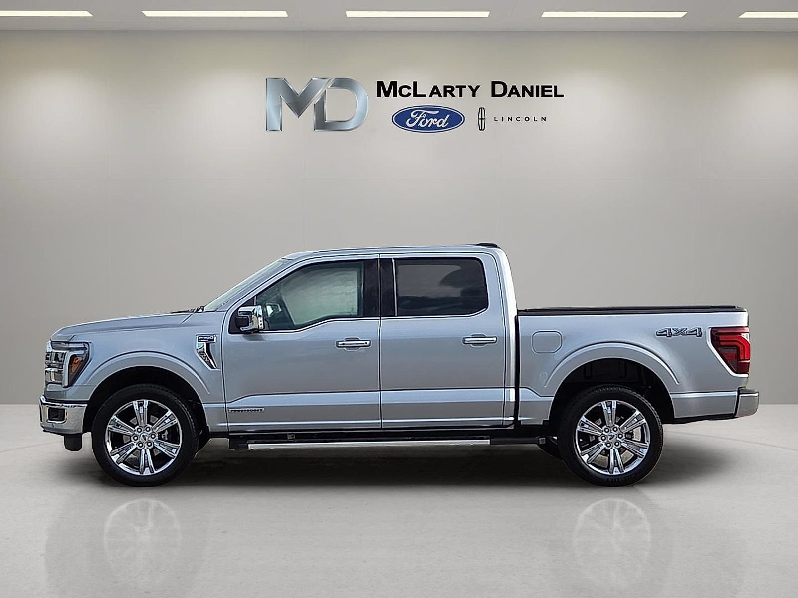 Certified 2025 Ford F150 Lariat w/ Equipment Group 502A High AWD/4WD image 3