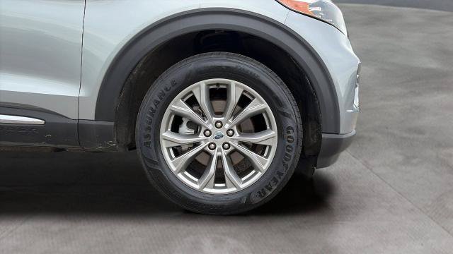 Certified 2023 Ford Explorer XLT w/ Equipment Group 202A AWD/4WD image 28