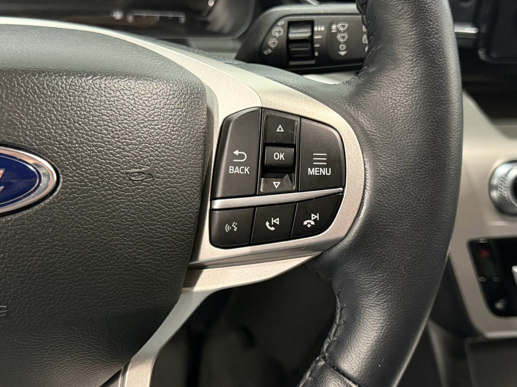 Certified 2022 Ford Explorer XLT w/ Equipment Group 202A image 13