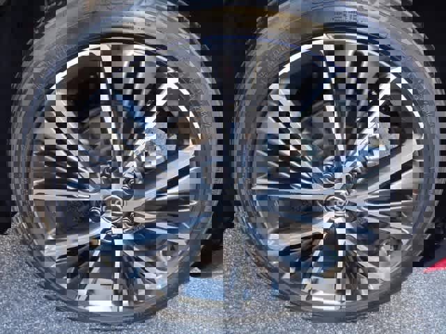 Used 2023 Toyota Prius XLE image 37