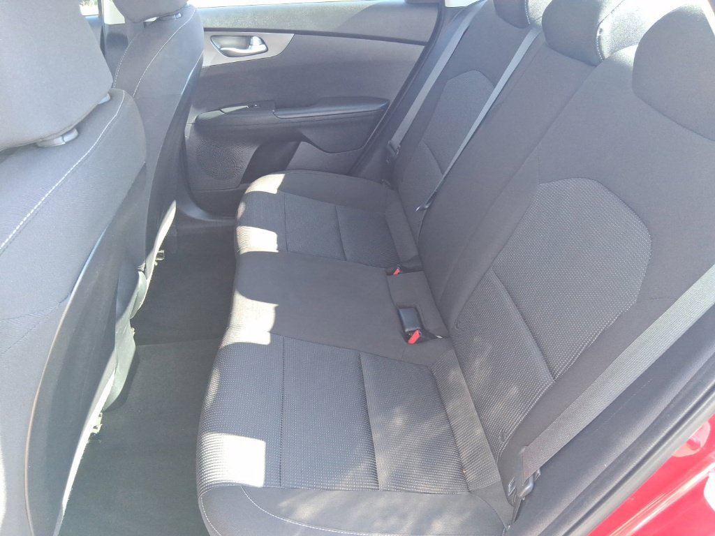 Used 2019 Kia Forte LXS FWD image 9