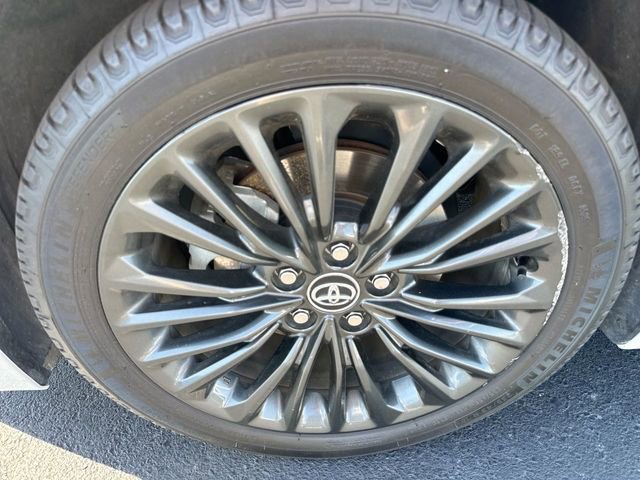 Used 2020 Toyota Avalon XSE w/ All Weather Liner Package FWD image 13