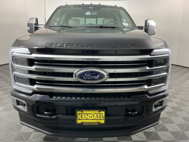 Certified 2025 Ford F250 Platinum w/ Platinum Plus Package image 2