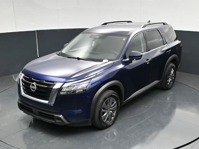 Used 2025 Nissan Pathfinder SV AWD/4WD image 36