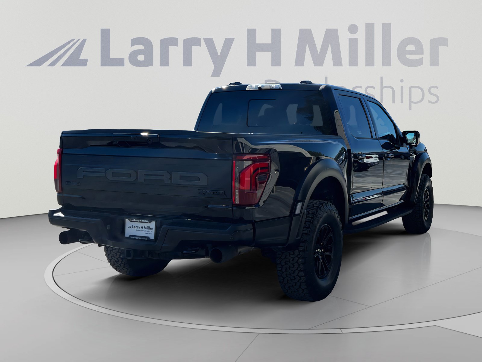 Certified 2024 Ford F150 Raptor AWD/4WD image 5