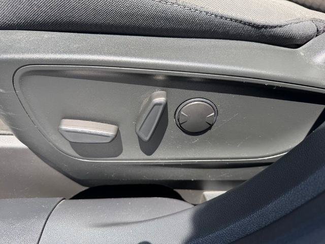 Certified 2022 Ford Escape SE w/ SE Sport Appearance Package AWD/4WD image 20