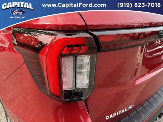 Certified 2025 Ford Explorer ST-Line w/ Premium Package RWD image 15