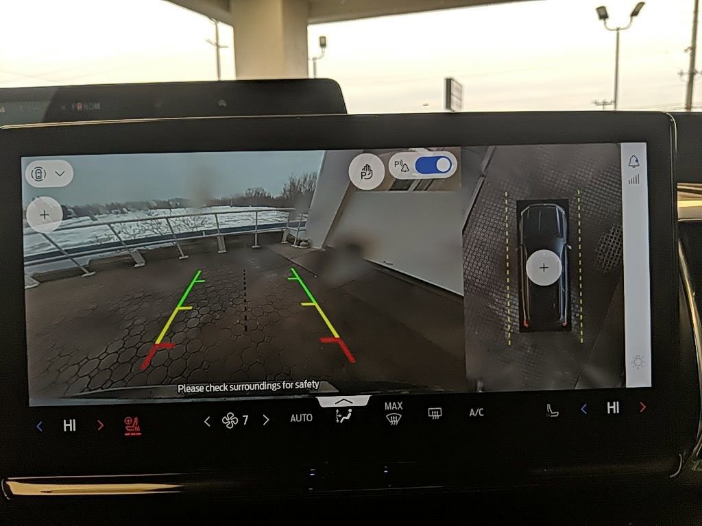 Certified 2025 Ford Expedition Max Platinum w/ Driver's Package image 23