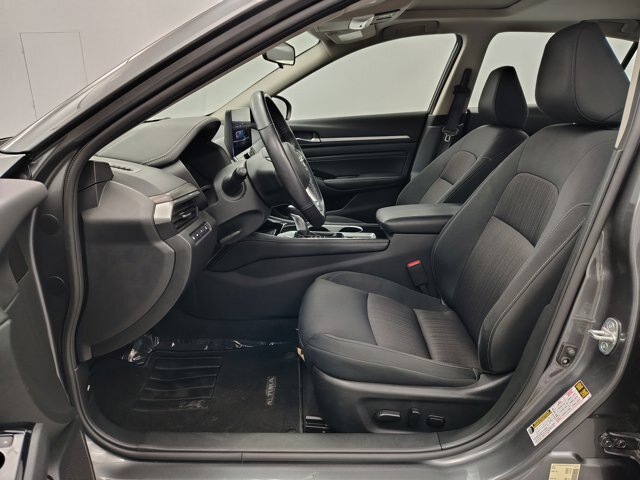 Used 2023 Nissan Altima 2.5 SV w/ SV Premium Package AWD/4WD image 22