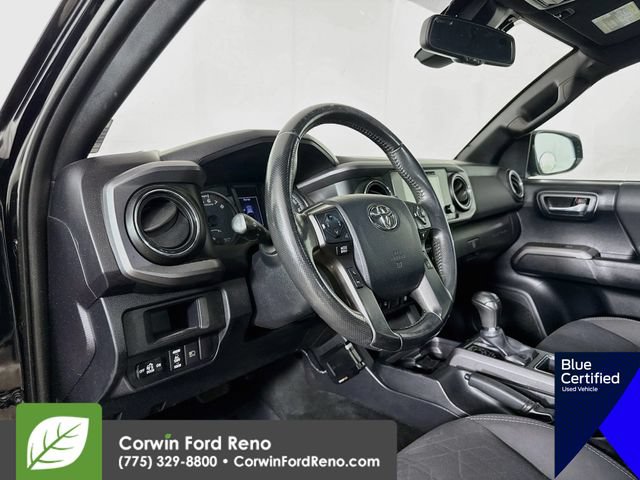 Used 2018 Toyota Tacoma TRD Off-Road AWD/4WD image 10