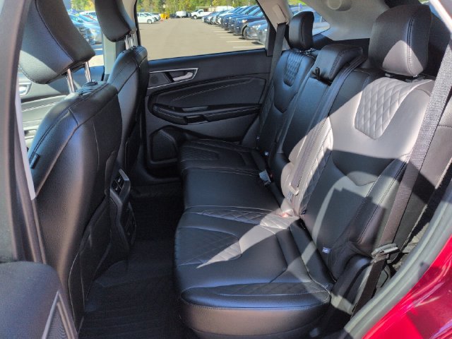 Certified 2024 Ford Edge Titanium AWD/4WD image 24