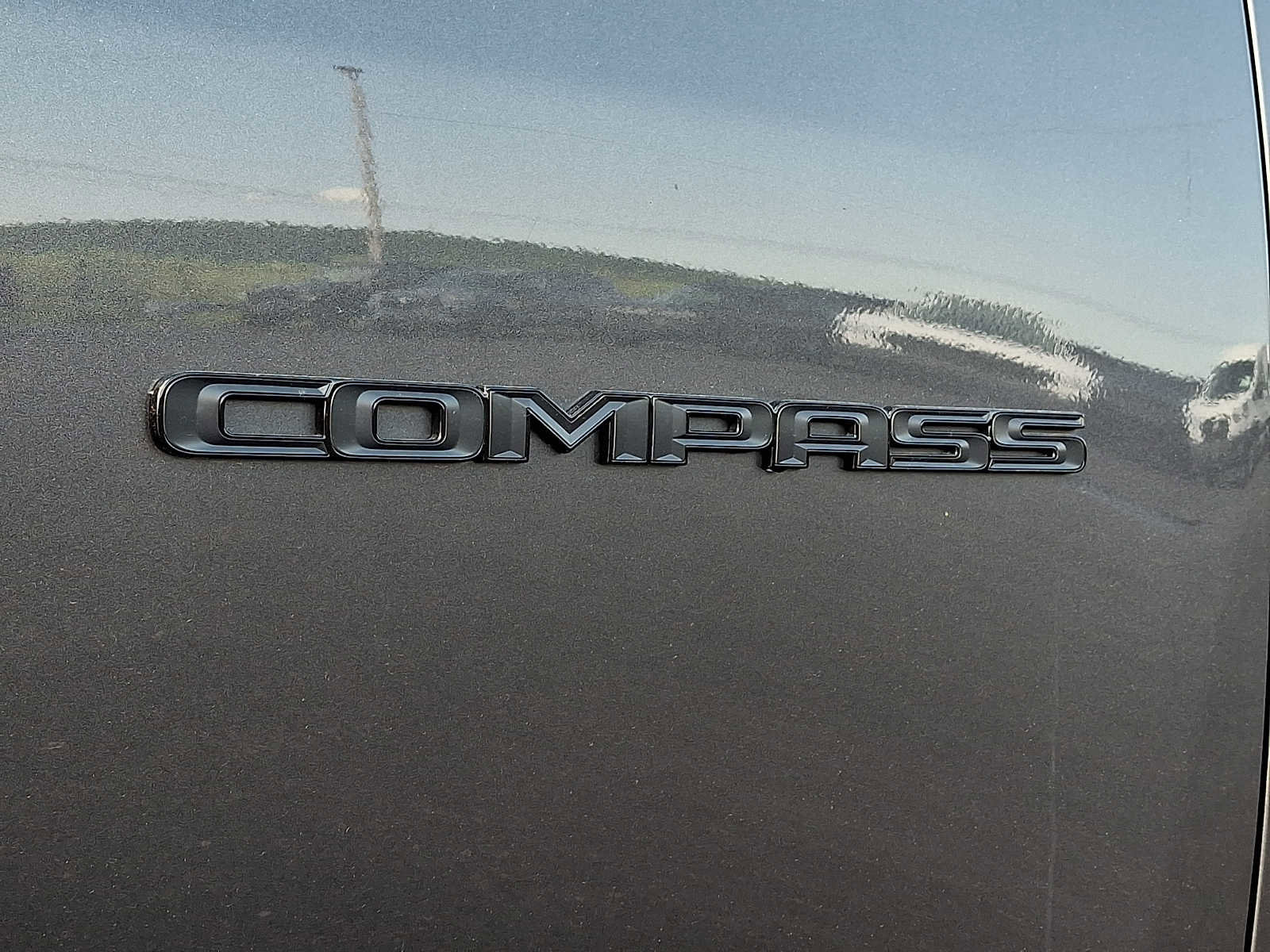 Used 2020 Jeep Compass Latitude AWD/4WD image 30
