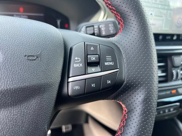 Certified 2024 Ford Escape ST-Line w/ Tech Pack #1 AWD/4WD image 10