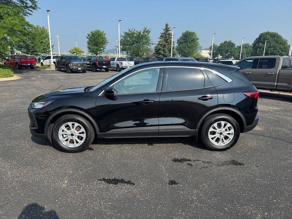 Certified 2023 Ford Escape Active w/ Tech Pack #2 AWD/4WD image 4