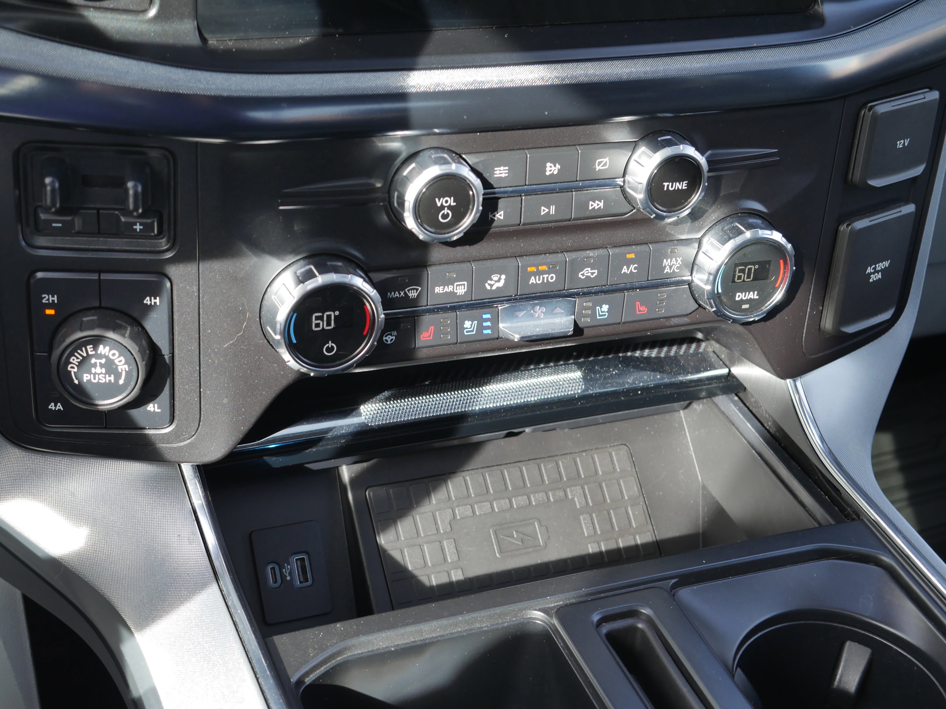 Certified 2021 Ford F150 Limited AWD/4WD image 23